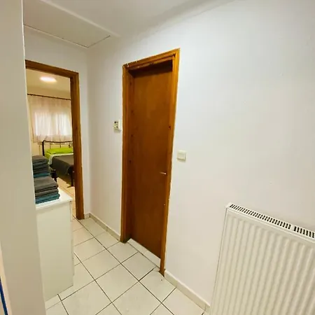 Koker's Place * Salonic
